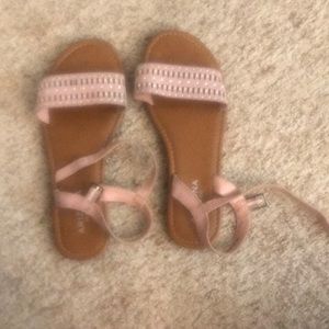 Straped brown sandles